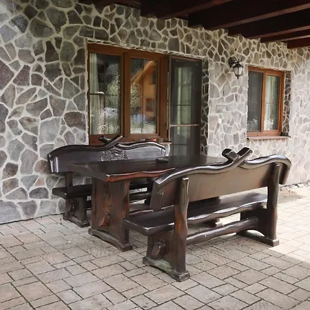 Orman Evi Chalupa Pri Starej Hajovni Racibor *